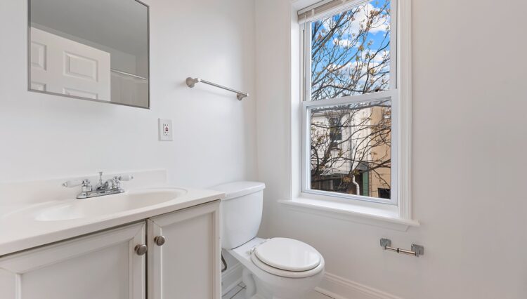 138 North Rose Street, Baltimore, MD 2122401380.jpg-SMALL